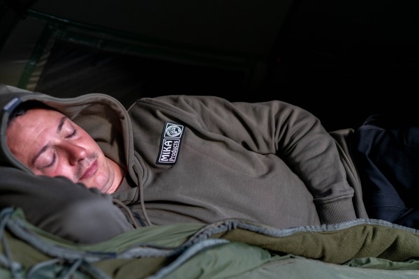 MIKA Teamwear Hoodie Kapuzenpullover